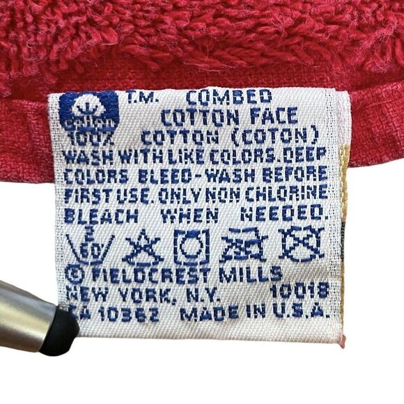 Vintage 1980s Royal Velvet Fieldcrest Red Cotton Bath Towels Set 2 USA 48 x 27 - Picture 4 of 12